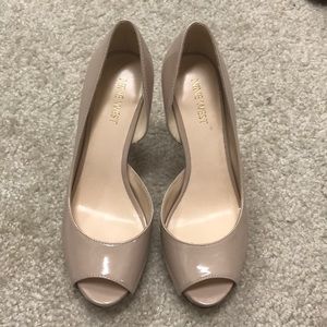 Nine West beige heels